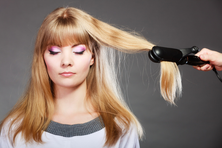 flat-iron-blonde-fine-hair